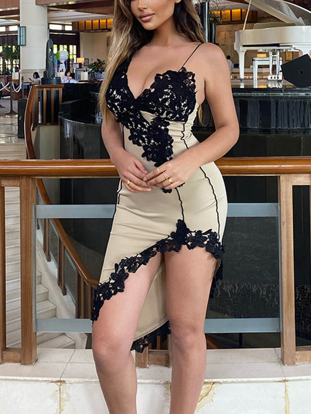 V Strap Lace Hip-Hugging Short Dress