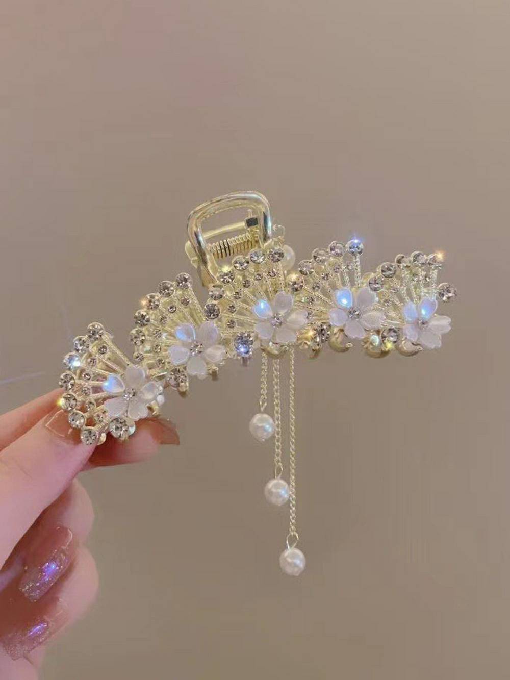 Red Rose Hair Clip with Tassel Shark Clip