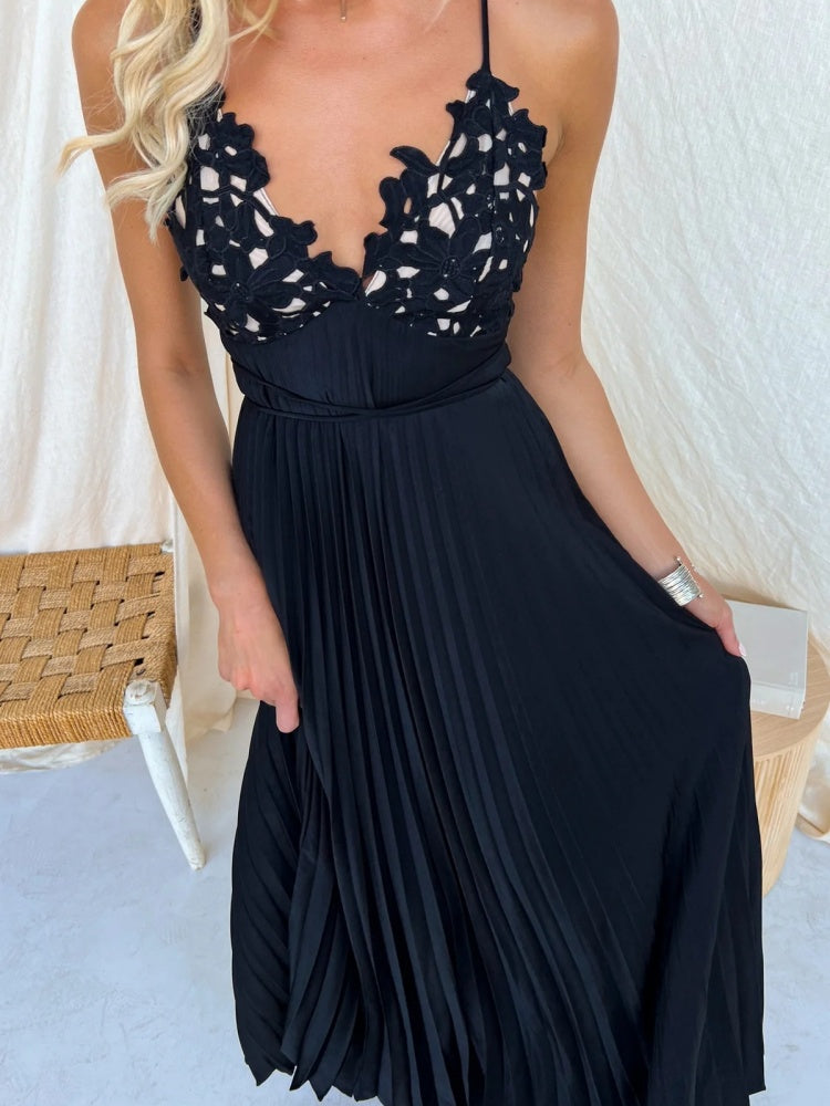 Dramatic Backless Celebration Gown