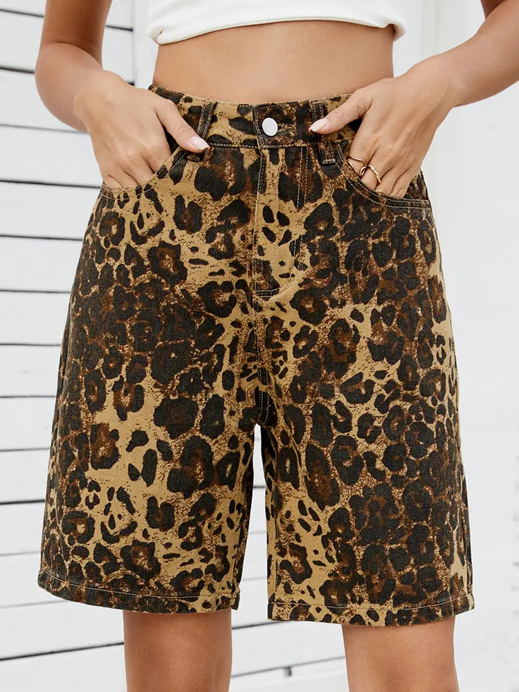 Vintage Leopard Print Slimming Denim Shorts