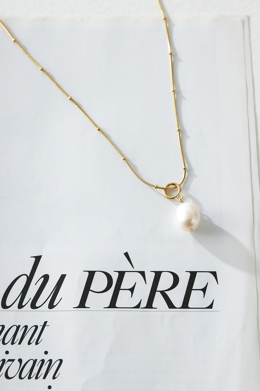 18k Gold Plated Statement Pearl Necklace Gold