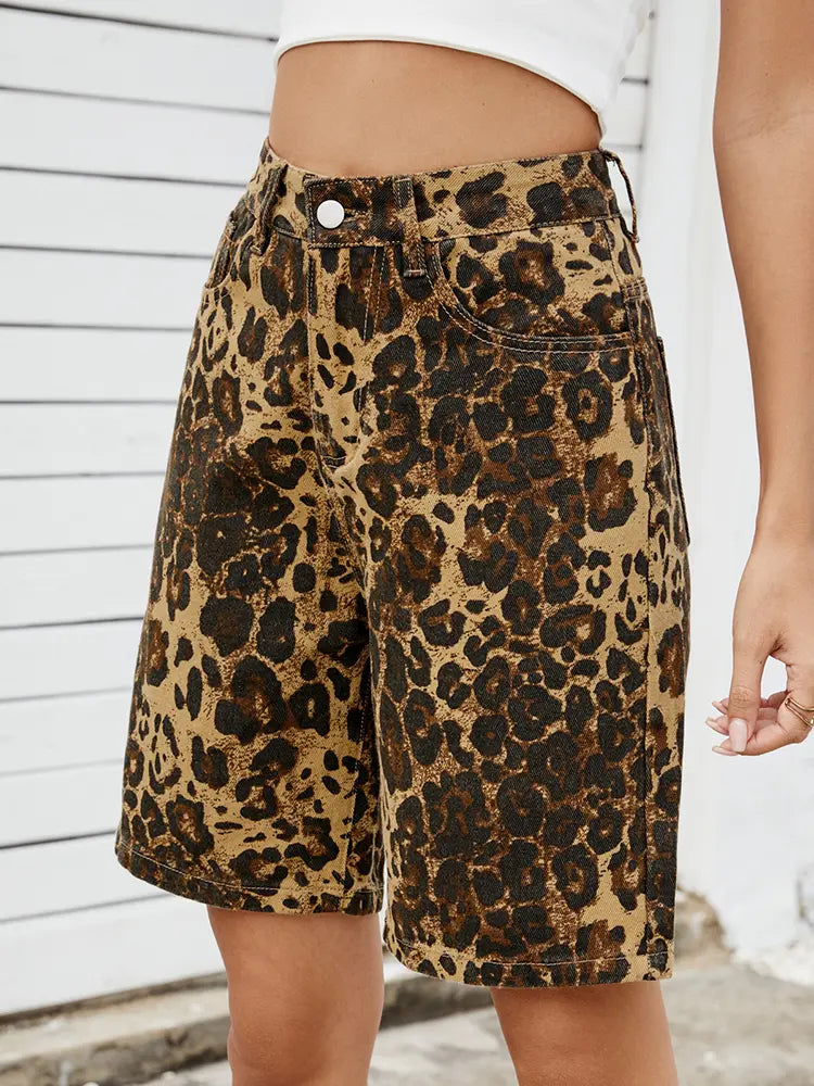 Vintage Leopard Print Slimming Denim Shorts