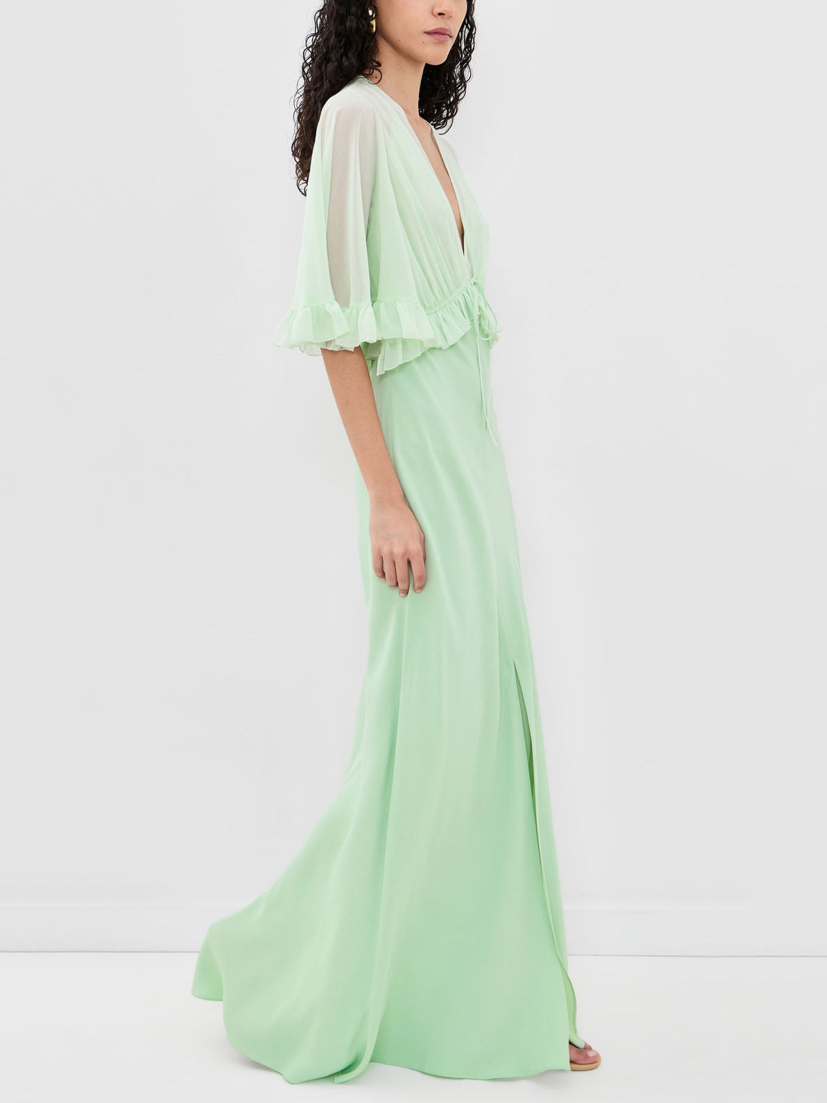 Alloro Ruffle Trim V-Neck Dress Set