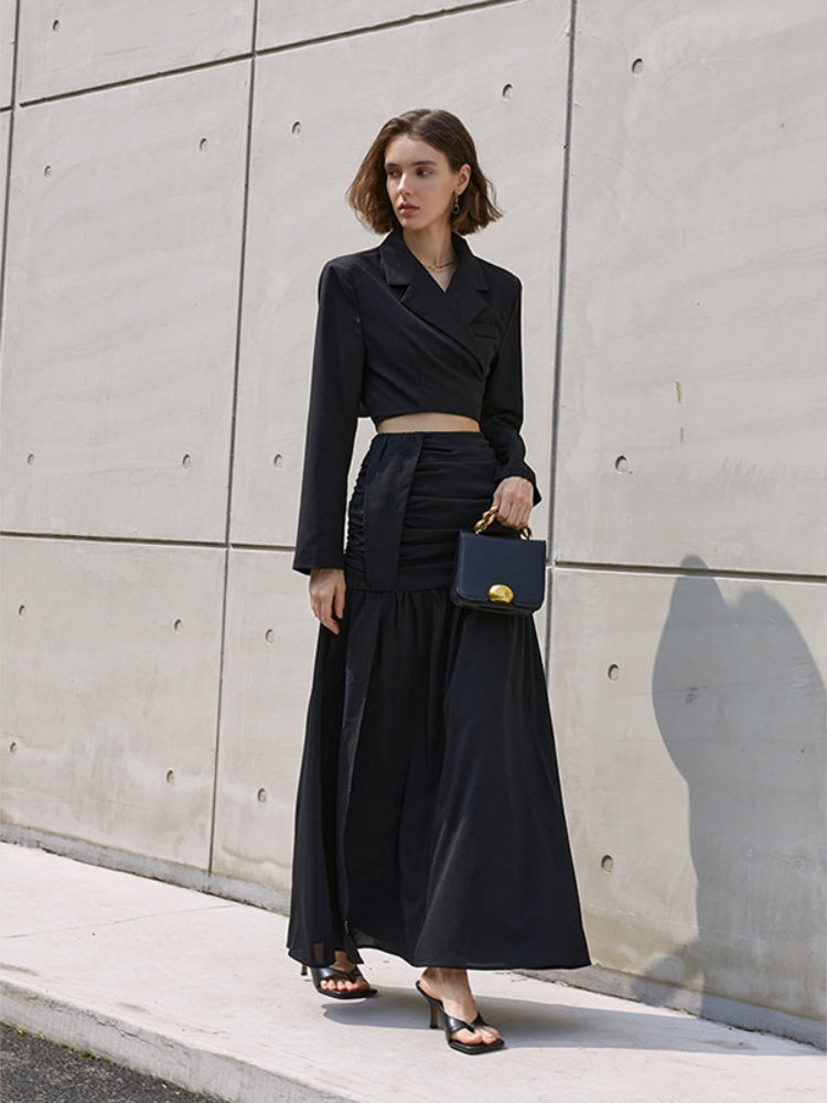 Black  High-Slit High-Waist  A-Line Skirt