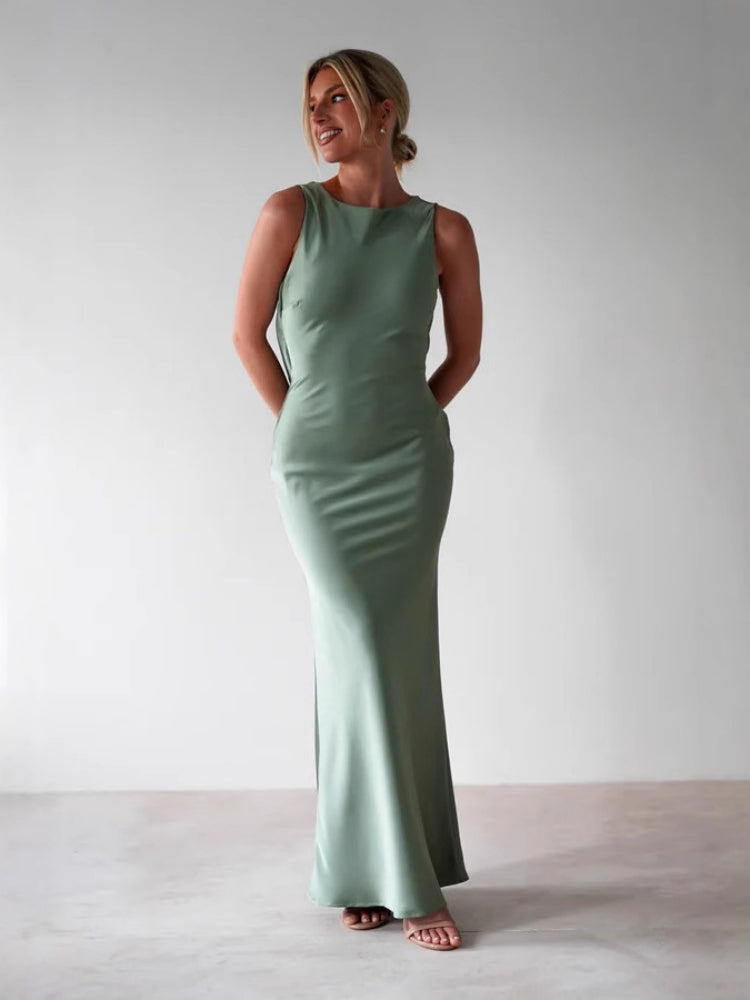 Solid Slim Sleeveless Dress